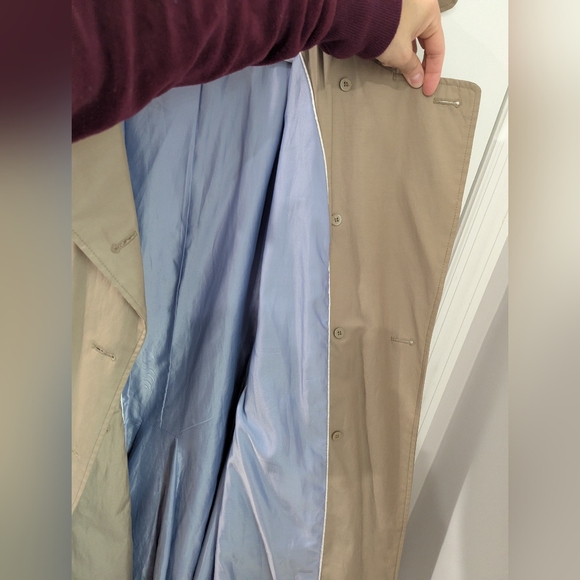 Londonfog Tan Double-Breasted Trench Coat with Hood - Picture 12 of 12